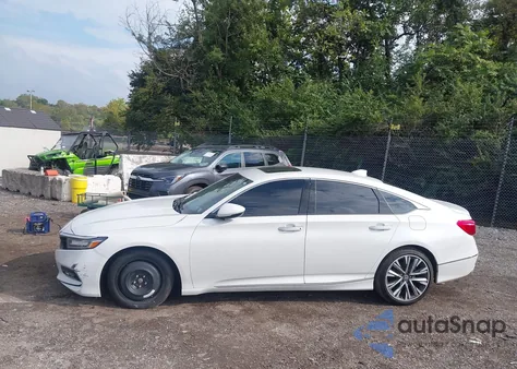 2020 Honda Accord Touring z USA, uszkodzony, nr VIN 1HGCV2F93LA006827